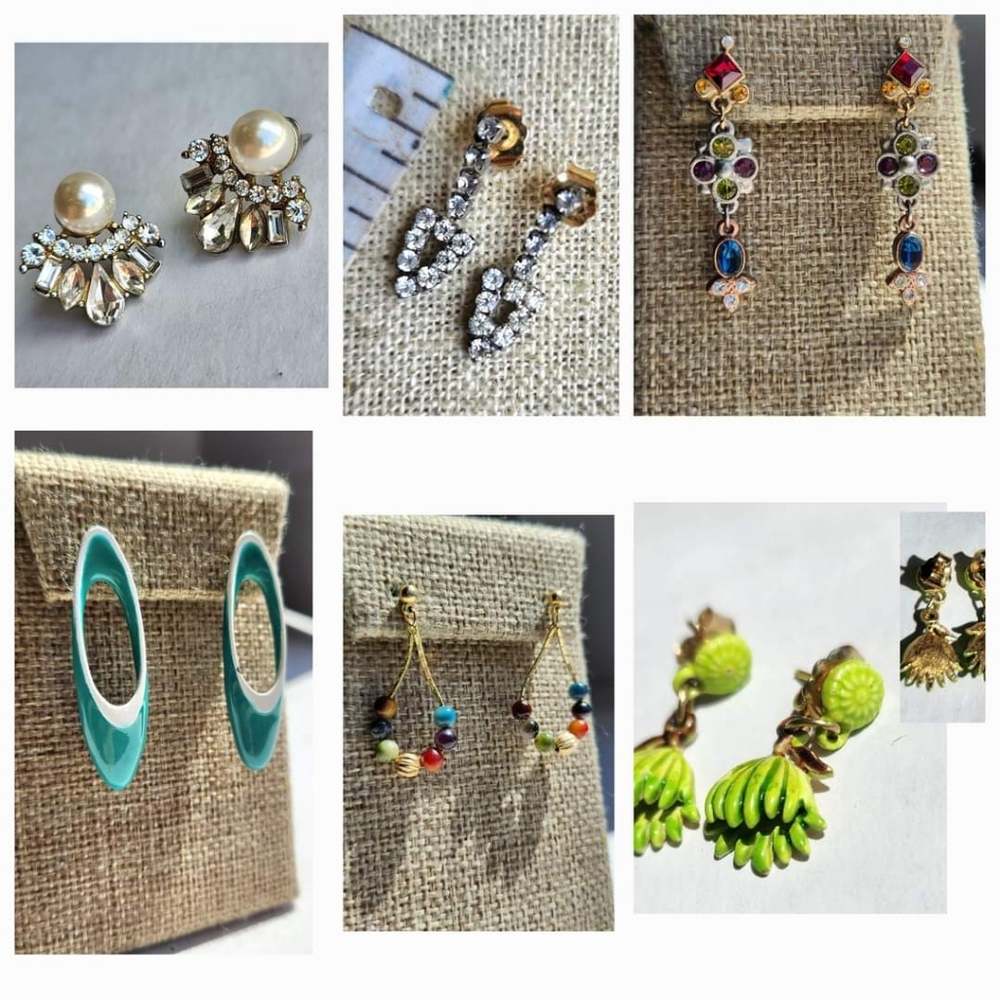 Vintage-NowCOOOLCostume Jewelry LOT20 PIECE1 Name Monet EUC